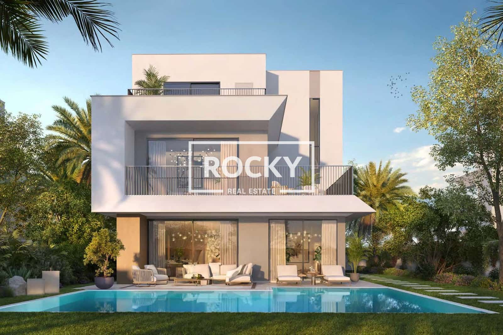Luxury Family Home | Golf Community | Elegant